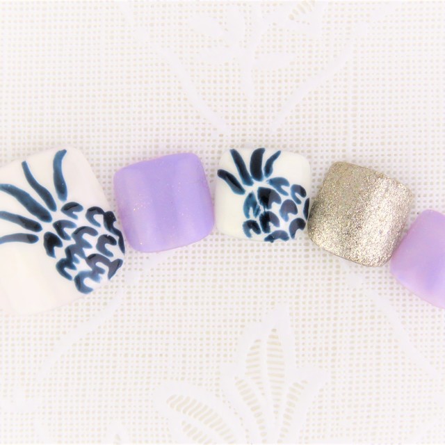 平日13時~17時限定【オフ無料/ケア込/初回のみ】パインフット | Nail Salon Snow (スノー) | 当日予約・直前予約 ポップコーン