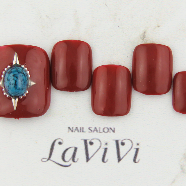 オフ込み★FOOTワンカラー | NAIL SALON LaViVi 表参道店 (ネイルサロン ラヴィヴィ) | 当日予約・直前予約 ポップコーン