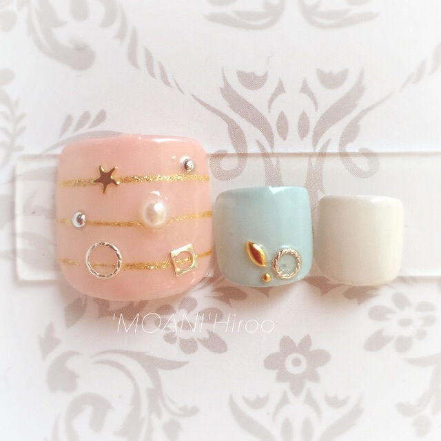 スモーキーパステルフット | Nail salon'MOANI'Hiroo 恵比寿渋谷店 | 当日予約・直前予約 ポップコーン