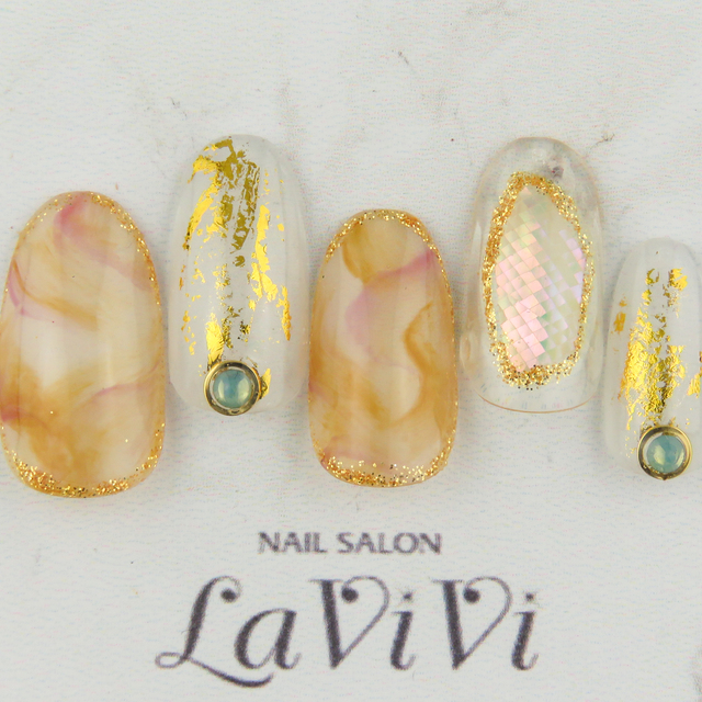 ジェルオーダーネイルLset★オフ込み★ | NAIL SALON LaViVi 表参道店 (ネイルサロン ラヴィヴィ) | 当日予約・直前予約 ポップコーン