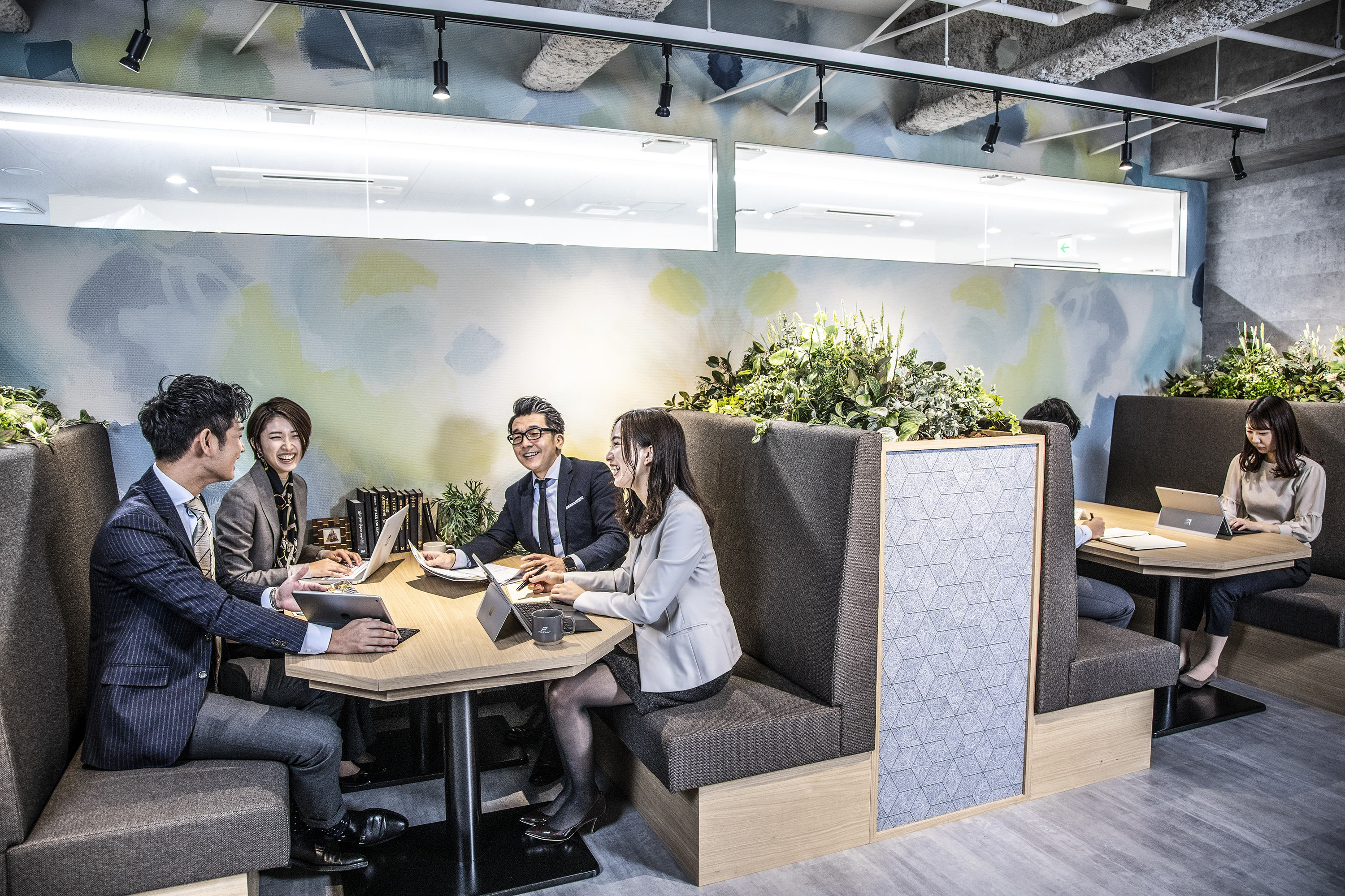 横濱関内)ミーティングスペース① Coubic