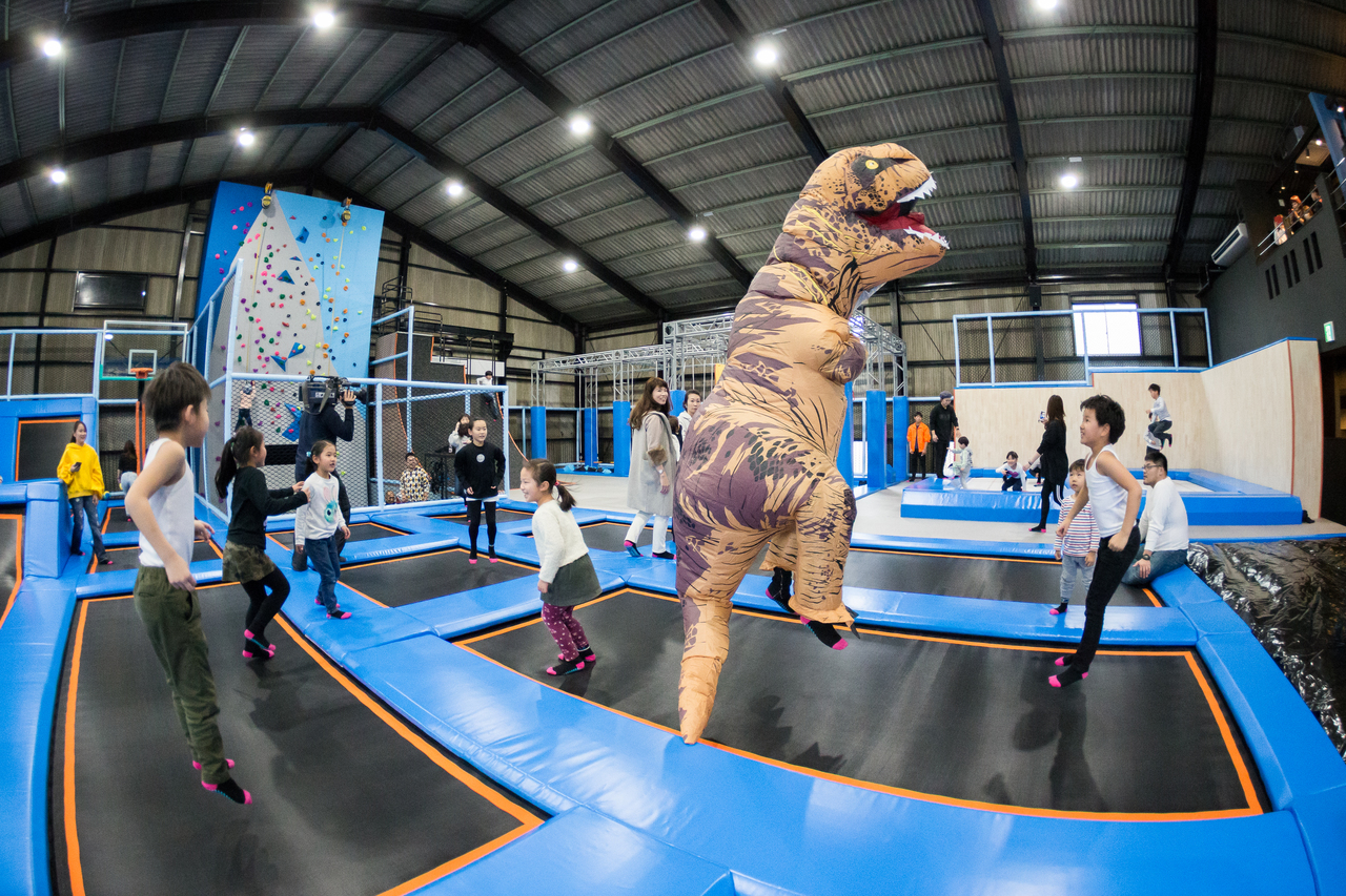 トランポリン アスレチックパーク Coubic