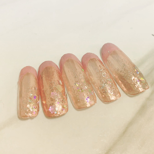 大倉山で人気の美容院 まつげ ネイルの予約 簡単24時間ok Coubic