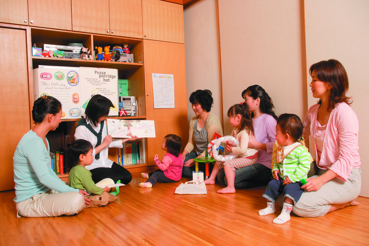 ☆最終回☆ママとあそぼ!英語で遊ぼう~親子で楽しむ英語のわらべ歌とおはなし