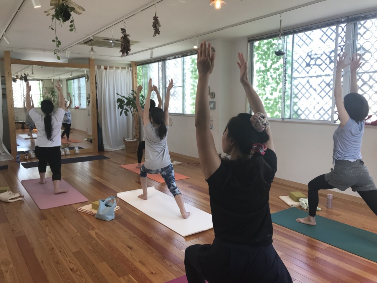 男性ok リフレッシュヨガ Akiko 毎週土曜日9 30 10 30 Coubic