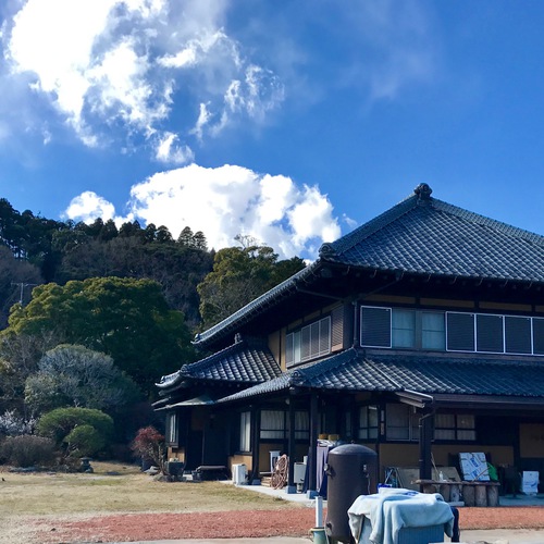 宿泊 Lodging
