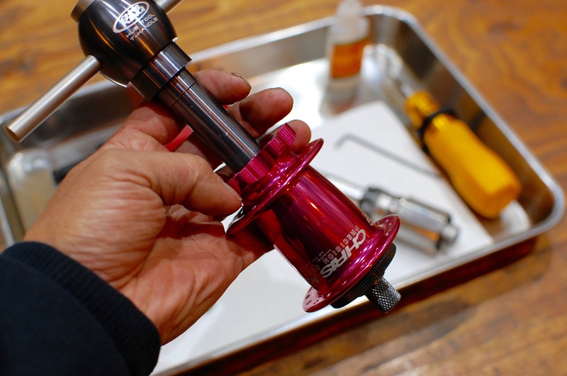 Advanced 02:ChrisKing Hub & BB Tech Class