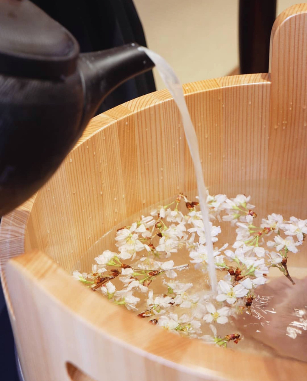◆English◆ Foot spa & foot massage (Include 1 drink )
