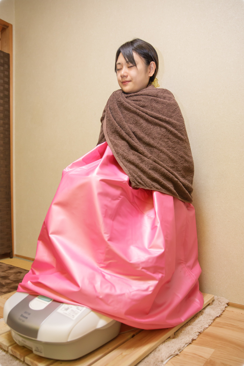 【よもぎハーブ蒸し・足湯付き】身体を芯から温めたい方へ♡