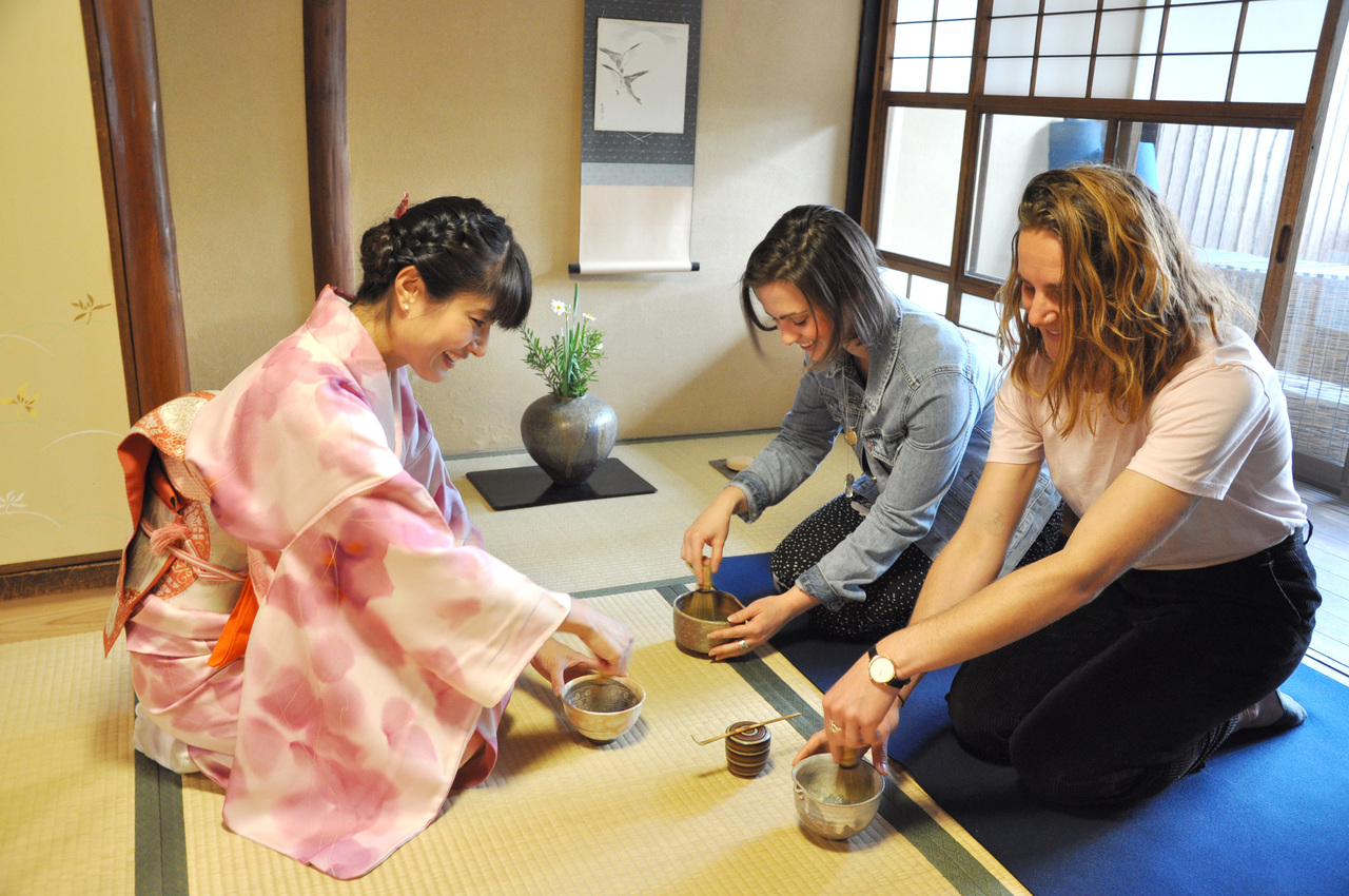Tea Ceremony Experience in Kyoto Townhouse