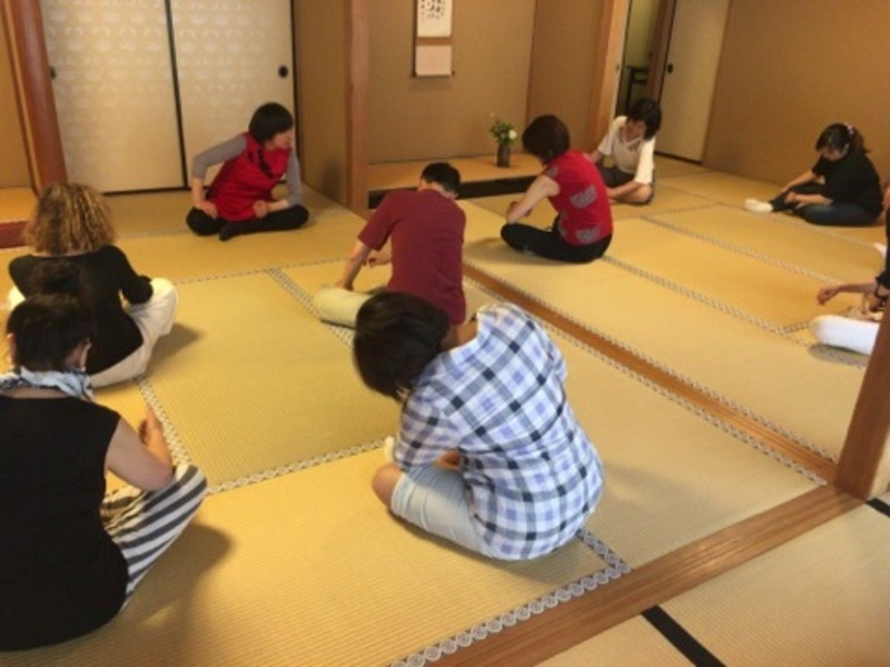 「気功と中国茶の会」薬師寺東京別院にて