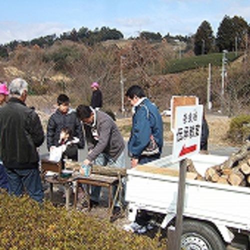 炭焼き・椎茸菌打ち体験他