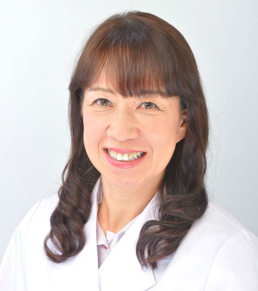 中川佳子