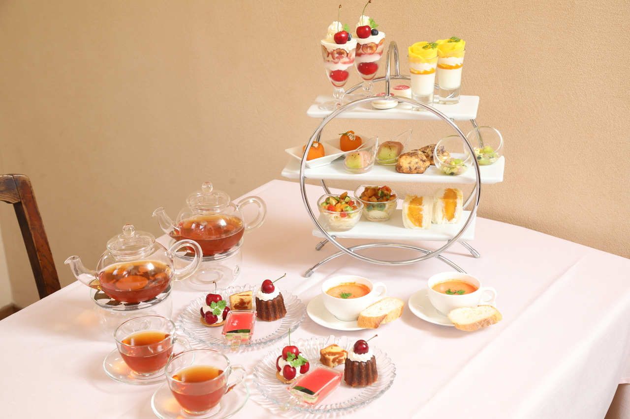 総本店 初夏のフルーツアフタヌーンティー21 Coubic