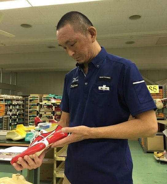 茶屋町 亀井クラフトマンによるランニング 陸上スパイク 野球トレーニングシューズ作製会 Coubic