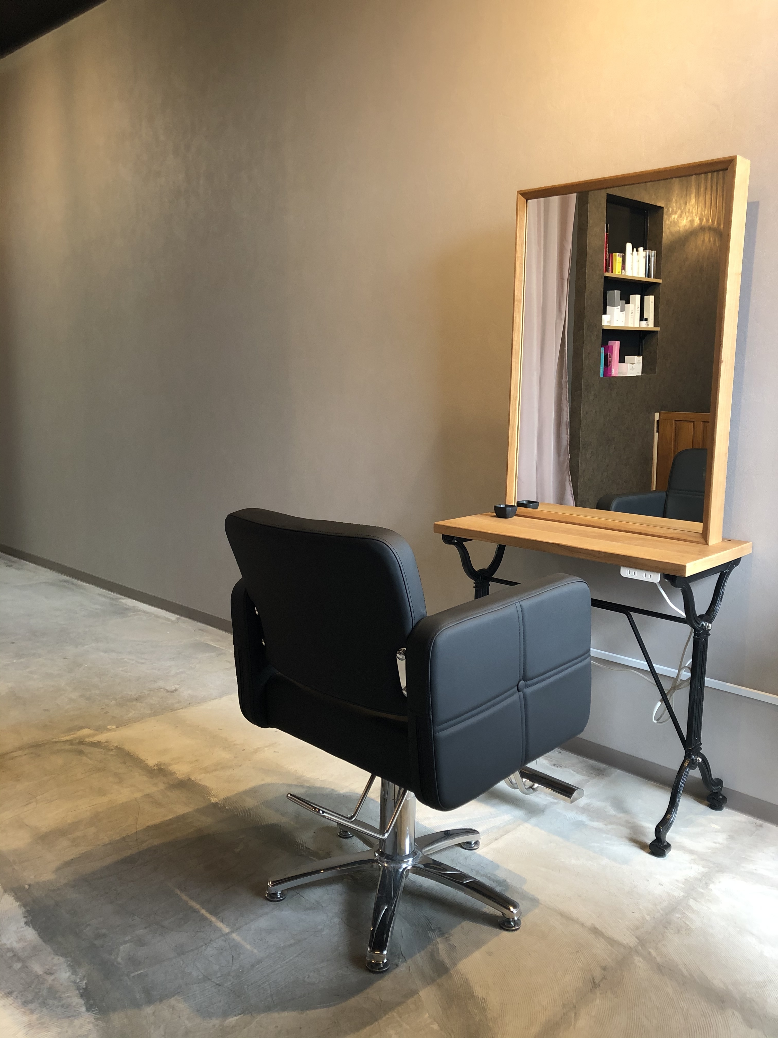 Hair Eyelash Cannacanna 三佐店 安藤 Coubic
