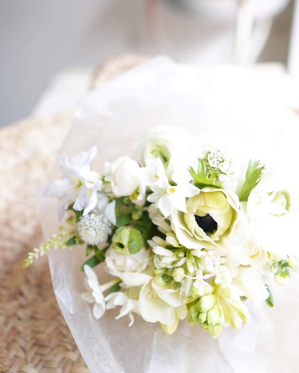 1月 Special Class 花束 なんともキレイな 白い花たちをたっぷり集めた真冬の花束 Coubic