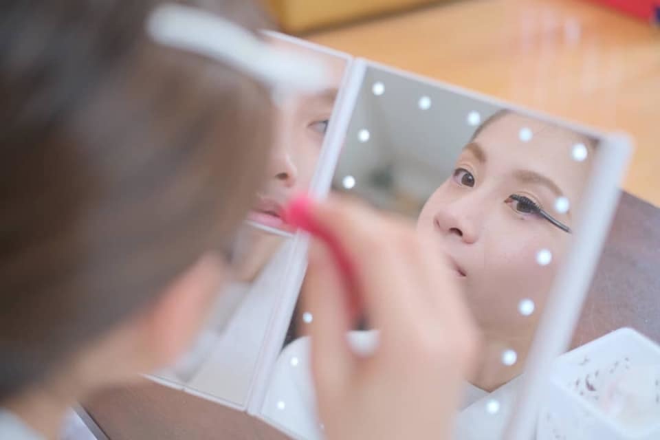 【毎月1組様限定】あなたの魅力を最大限に!メイクとフォトでママのご褒美ポートレート撮影