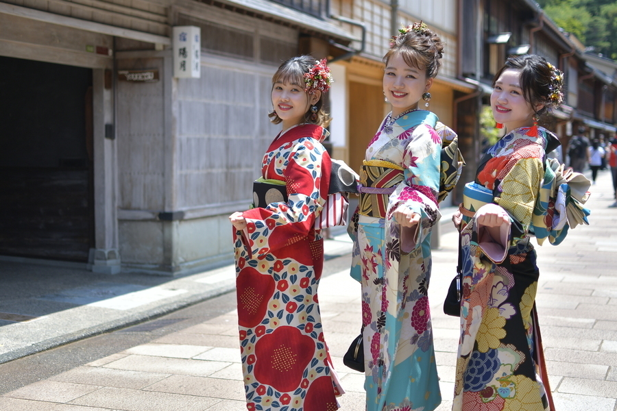 振袖 記念日の着物レンタルご相談 受付予約はこちら Coubic